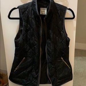 Quilted puffer vest - black